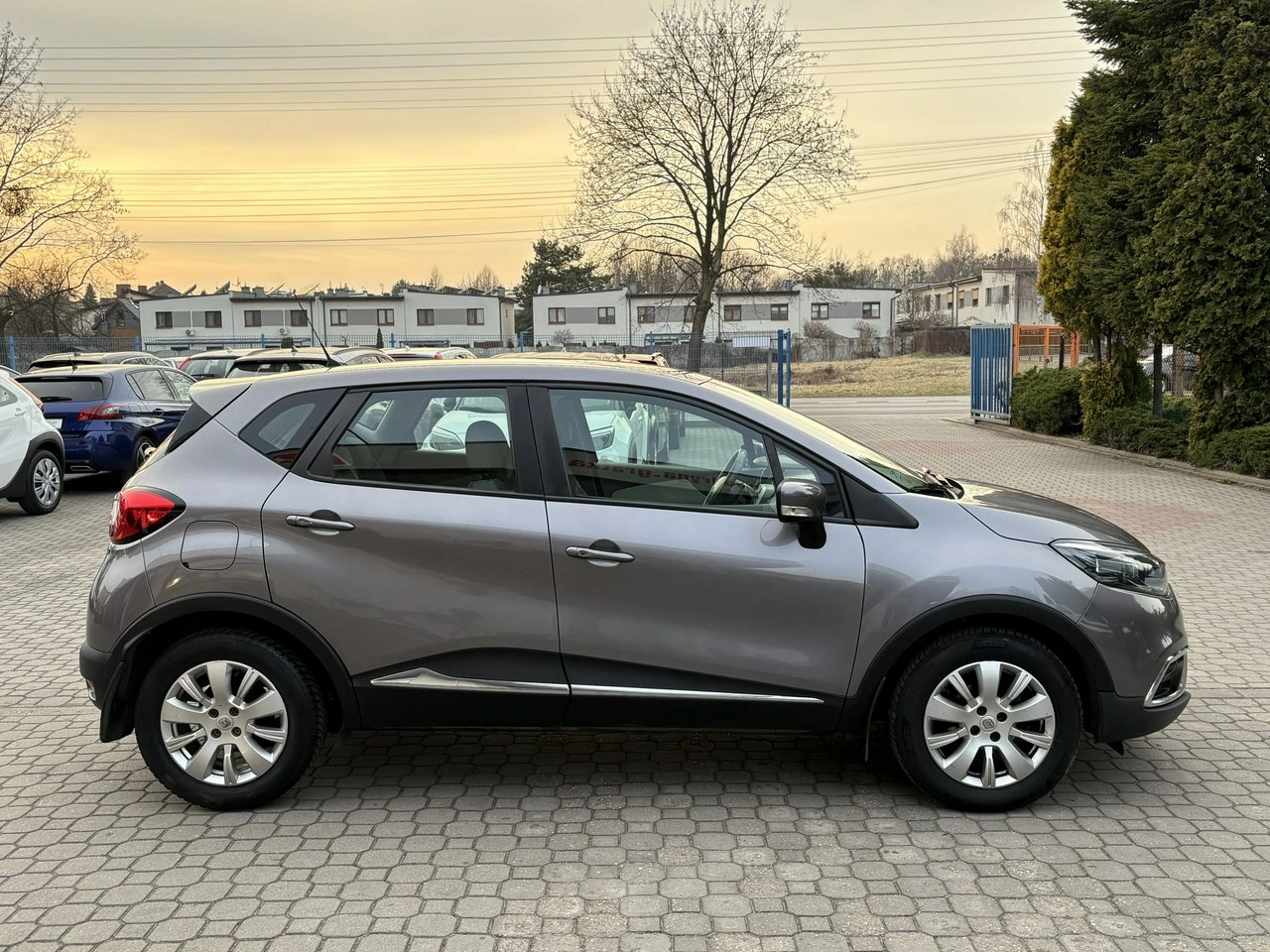 Renault Captur - Zdjęcie 4