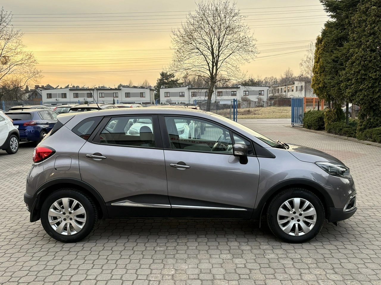 Renault Captur - Zdjęcie 4