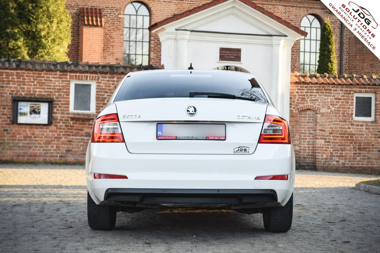 Skoda Octavia - Zdjęcie 13