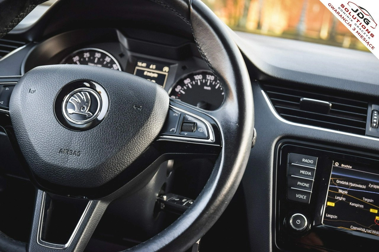 Skoda Octavia - Zdjęcie 19