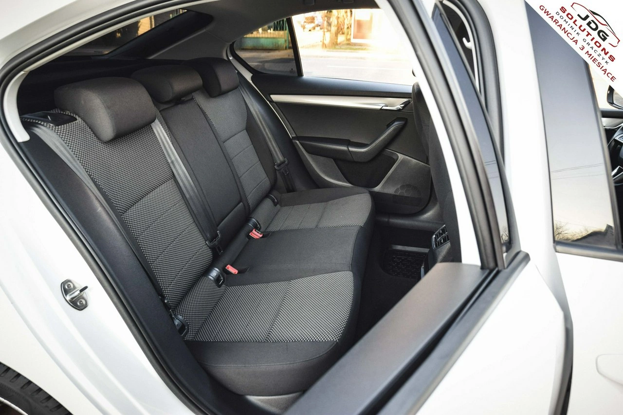 Skoda Octavia - Zdjęcie 31