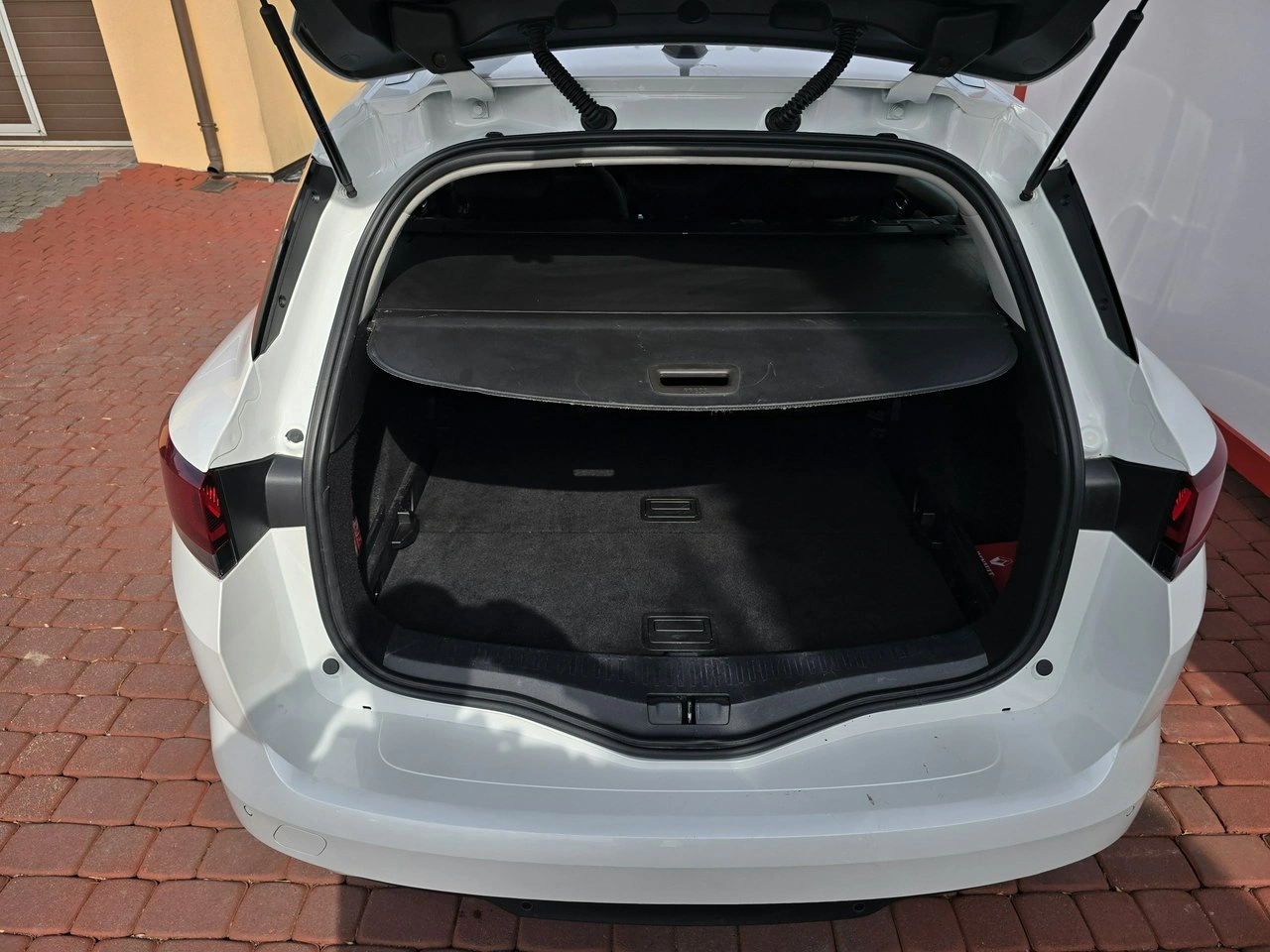 Renault Megane - Zdjęcie 28