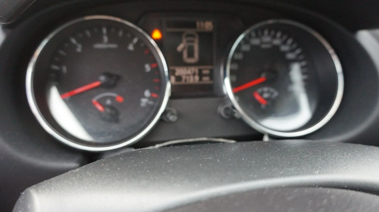 Nissan Qashqai - Zdjęcie 12