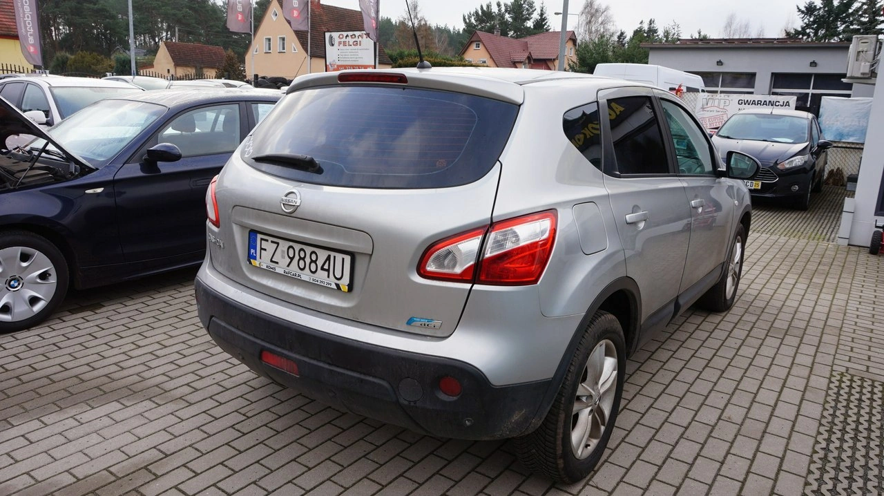 Nissan Qashqai - Zdjęcie 4
