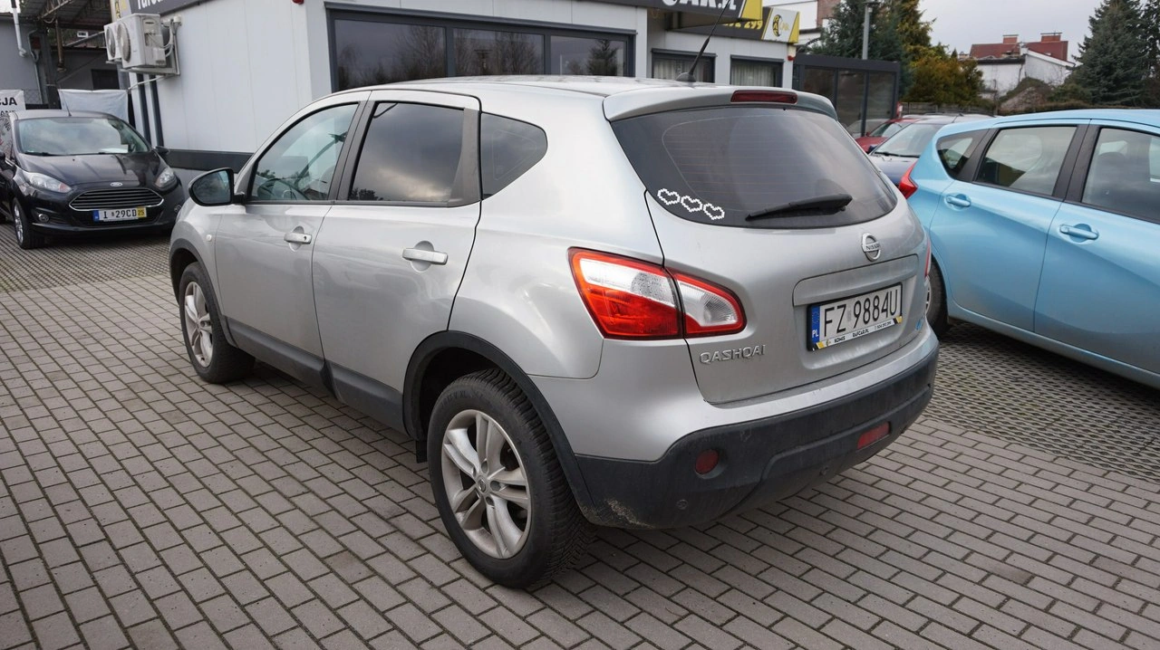 Nissan Qashqai - Zdjęcie 6