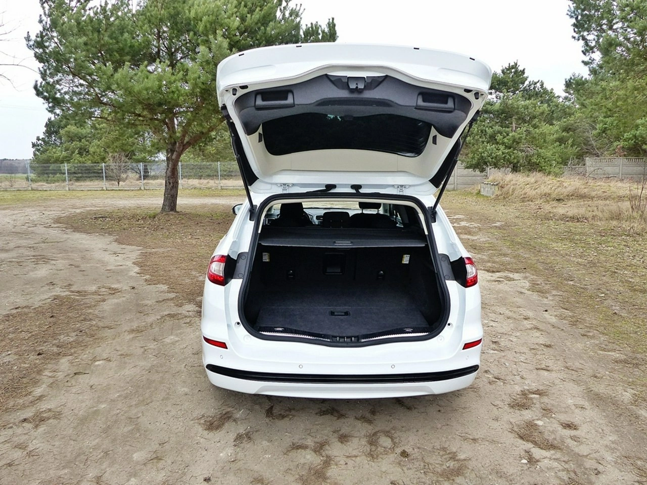 Ford Mondeo - Zdjęcie 9