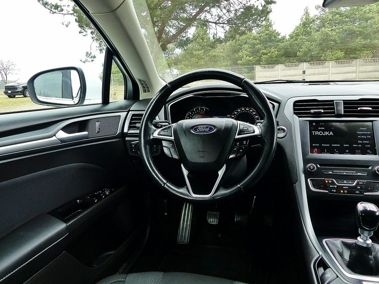 Ford Mondeo - Zdjęcie 34