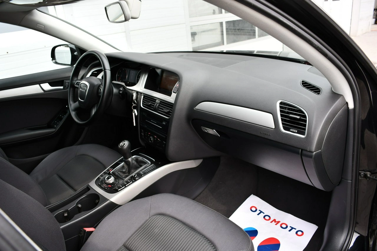 Audi A4 - Zdjęcie 24