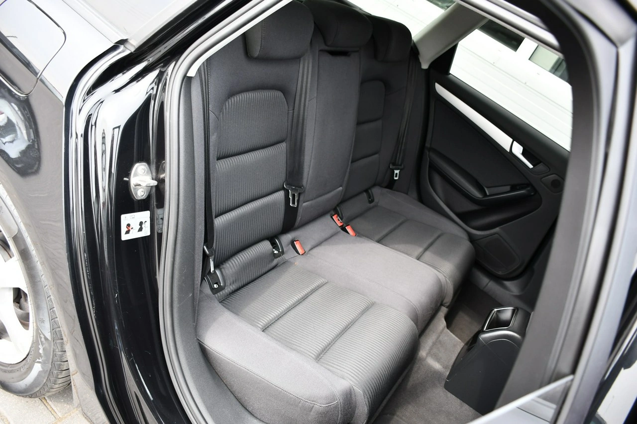 Audi A4 - Zdjęcie 33