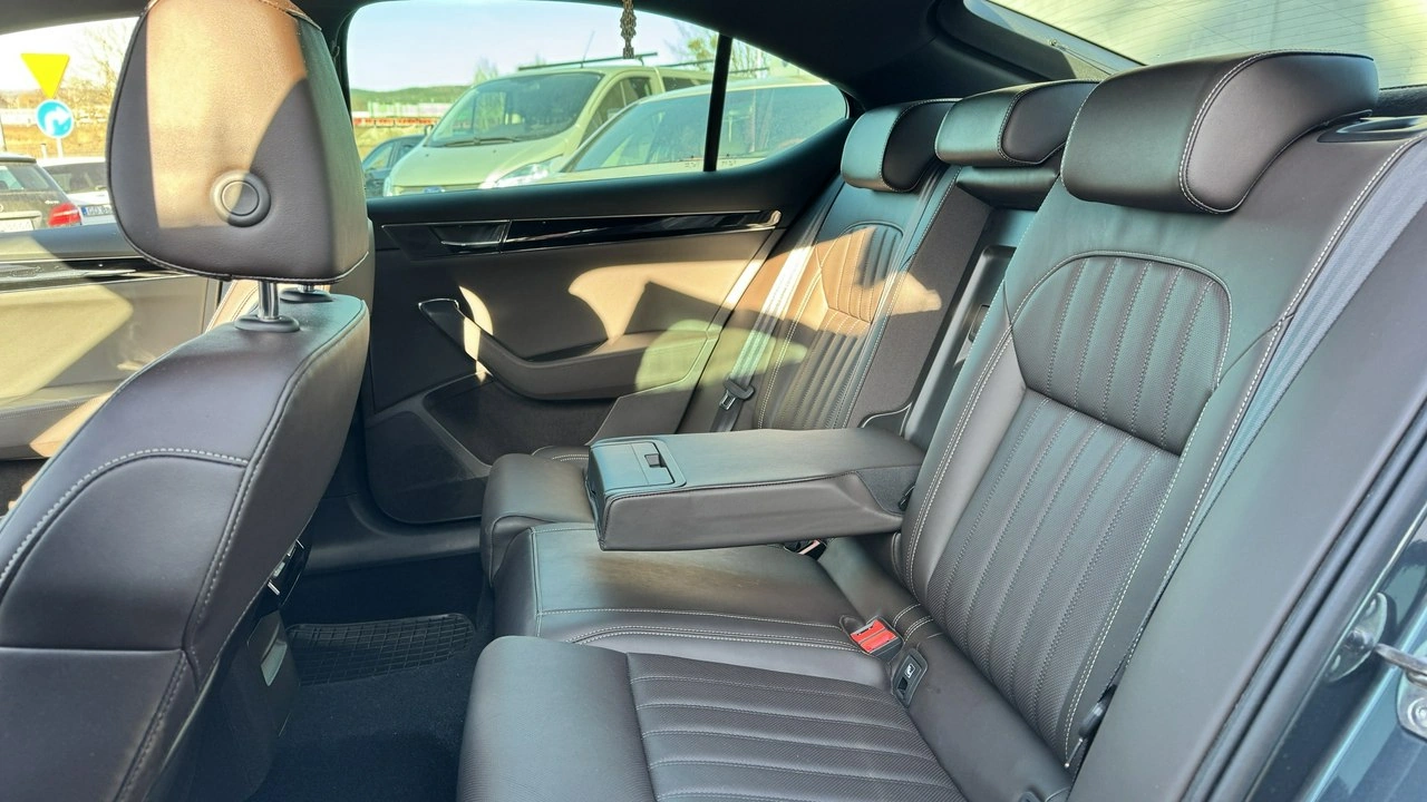 Skoda Superb - Zdjęcie 9