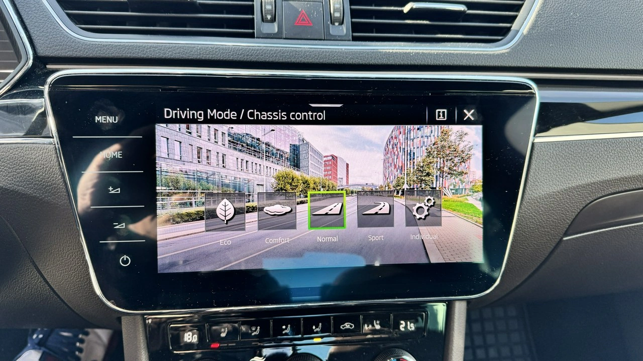 Skoda Superb - Zdjęcie 26