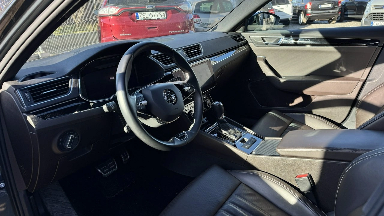Skoda Superb - Zdjęcie 6