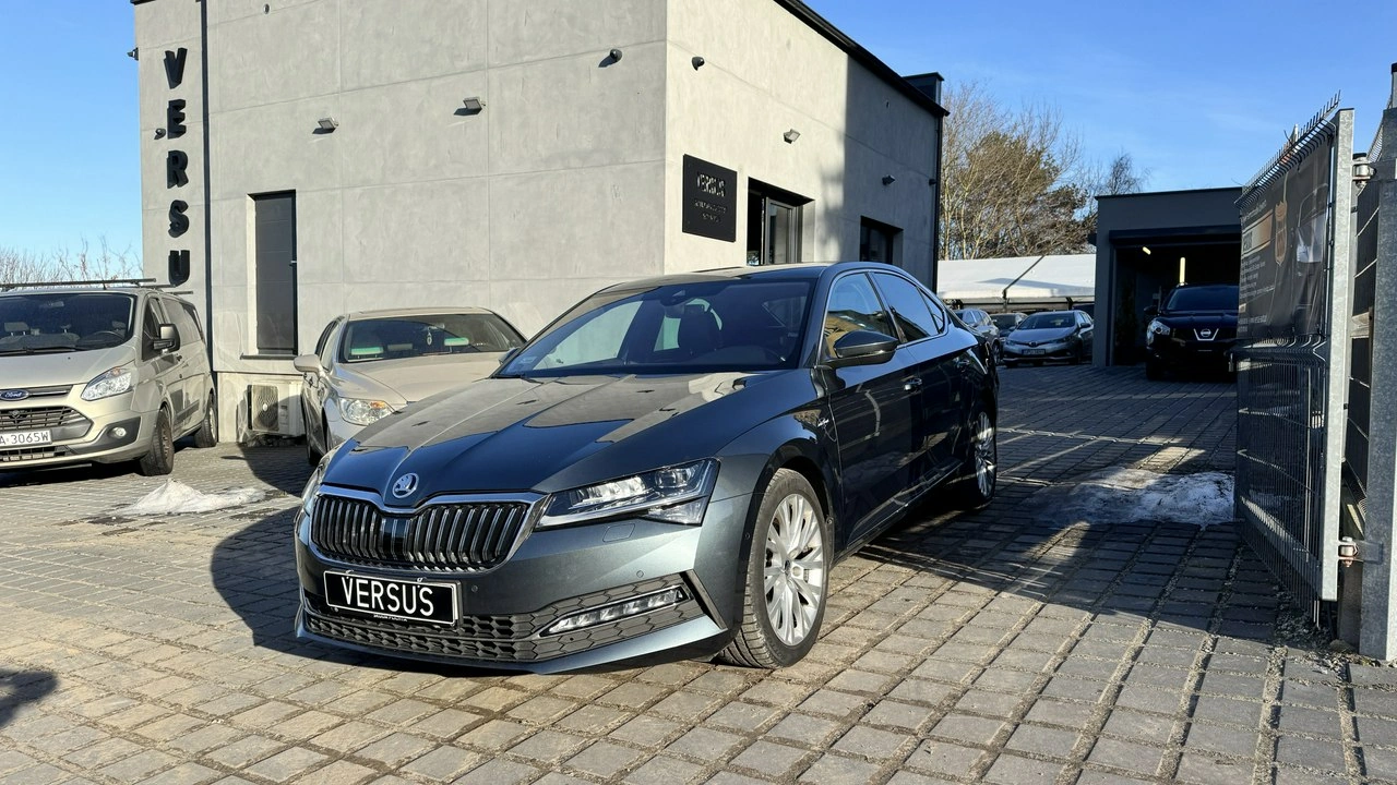 Skoda Superb - Główne zdjęcie