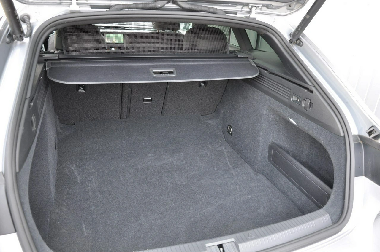 Volkswagen Arteon Shooting Brake - Zdjęcie 32