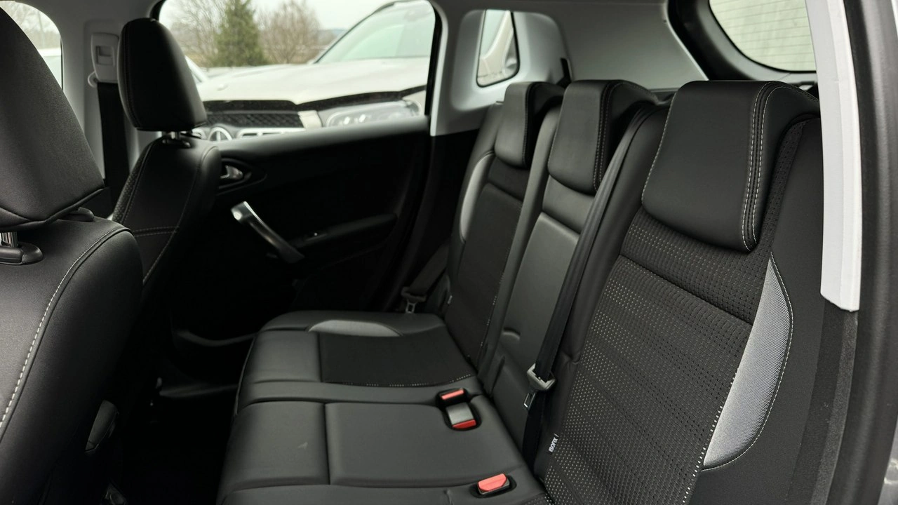 Peugeot 2008 - Zdjęcie 10