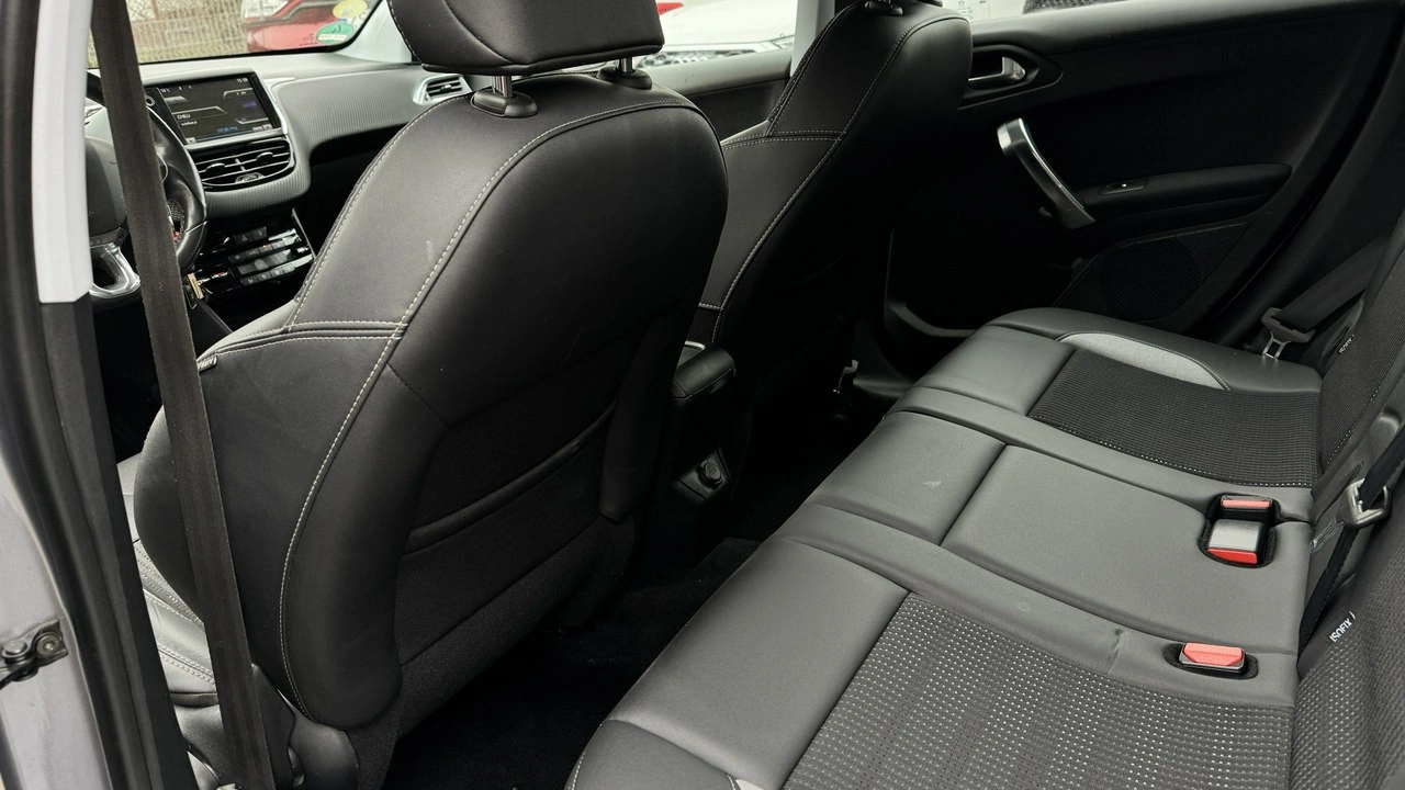 Peugeot 2008 - Zdjęcie 29