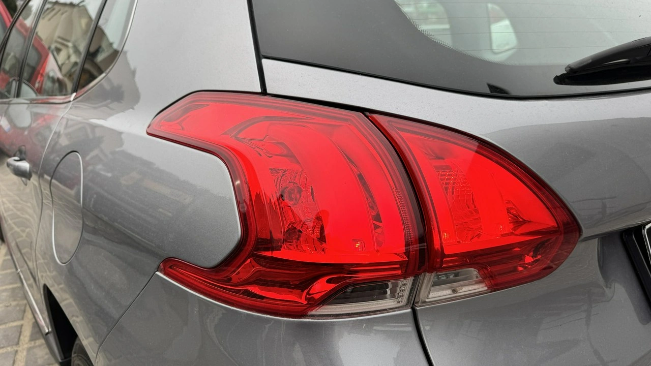 Peugeot 2008 - Zdjęcie 32