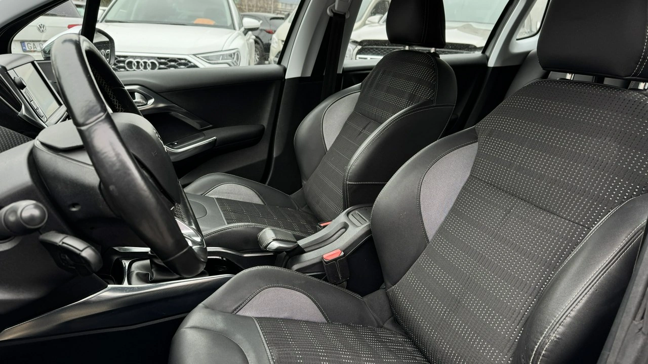 Peugeot 2008 - Zdjęcie 6