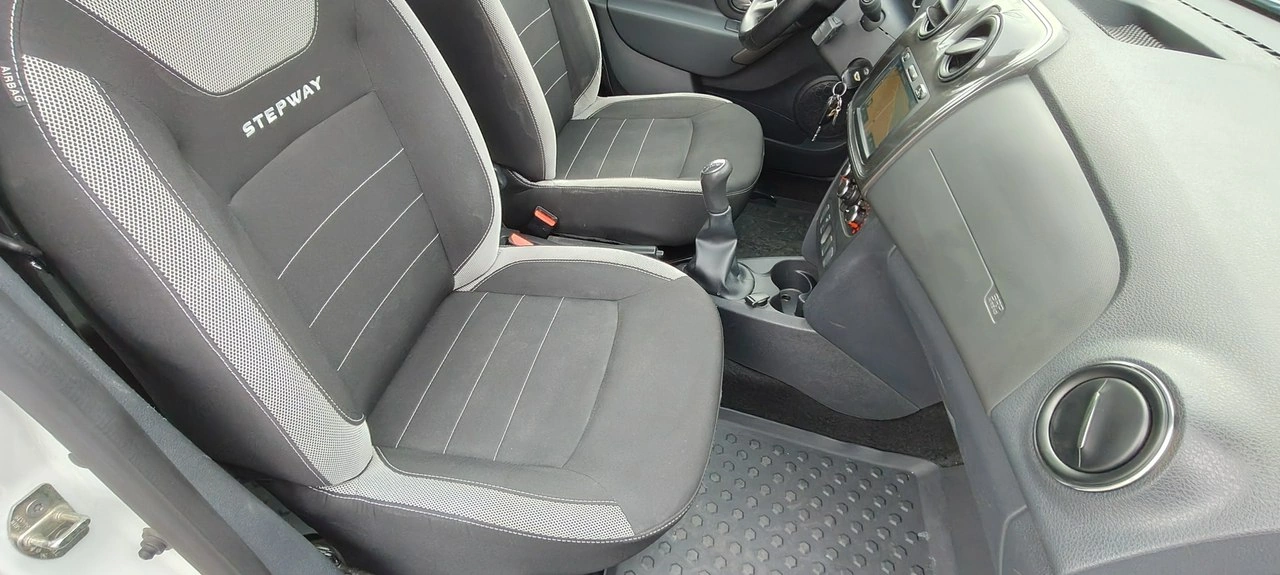 Dacia Sandero Stepway - Zdjęcie 11