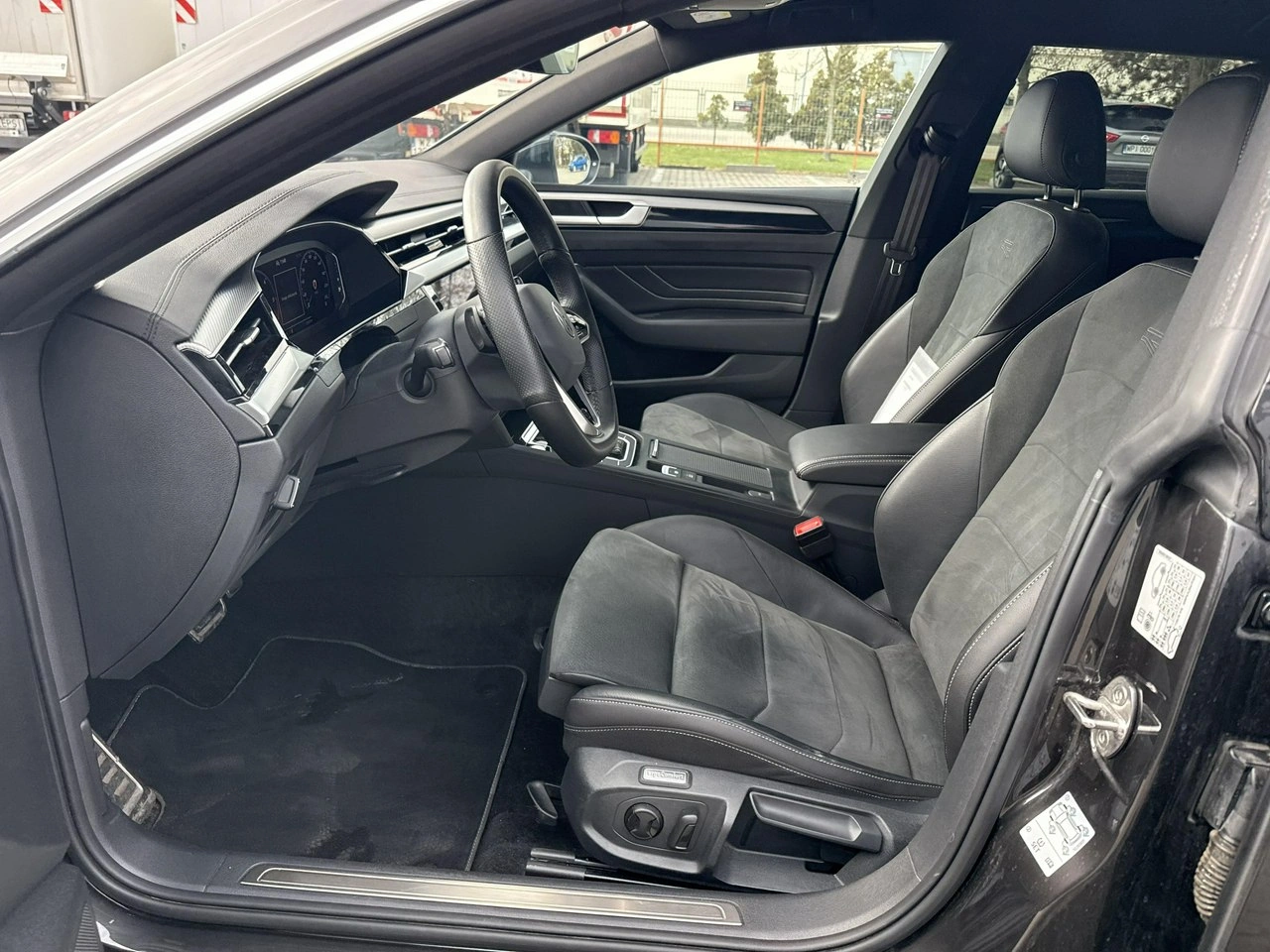 Volkswagen Arteon Shooting Brake - Zdjęcie 10