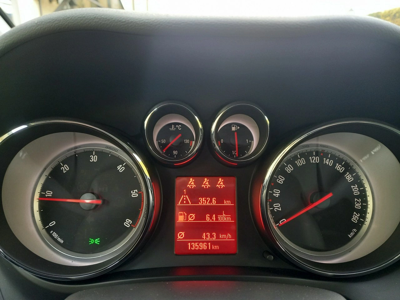 Opel Zafira - Zdjęcie 31