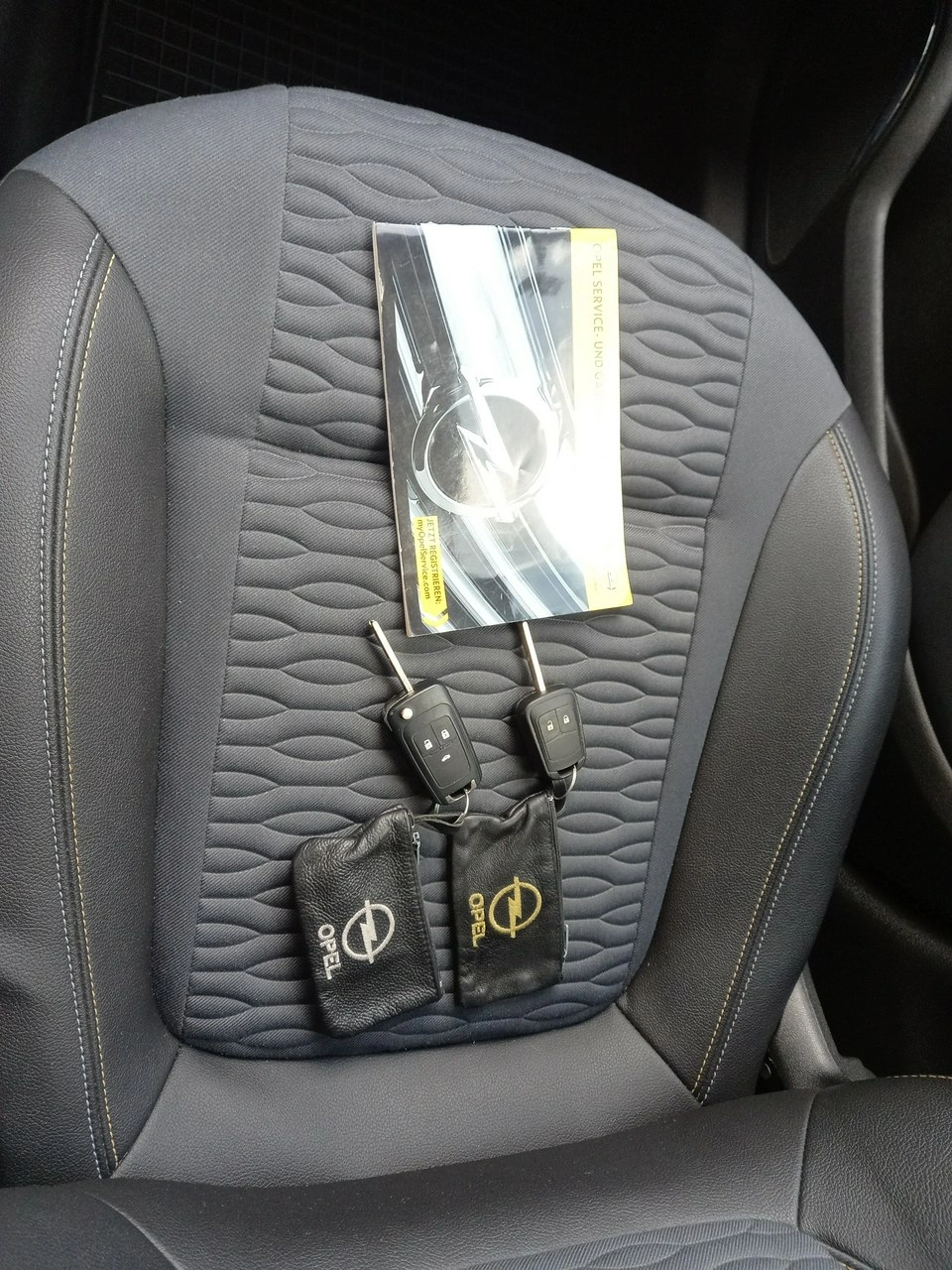 Opel Zafira - Zdjęcie 37