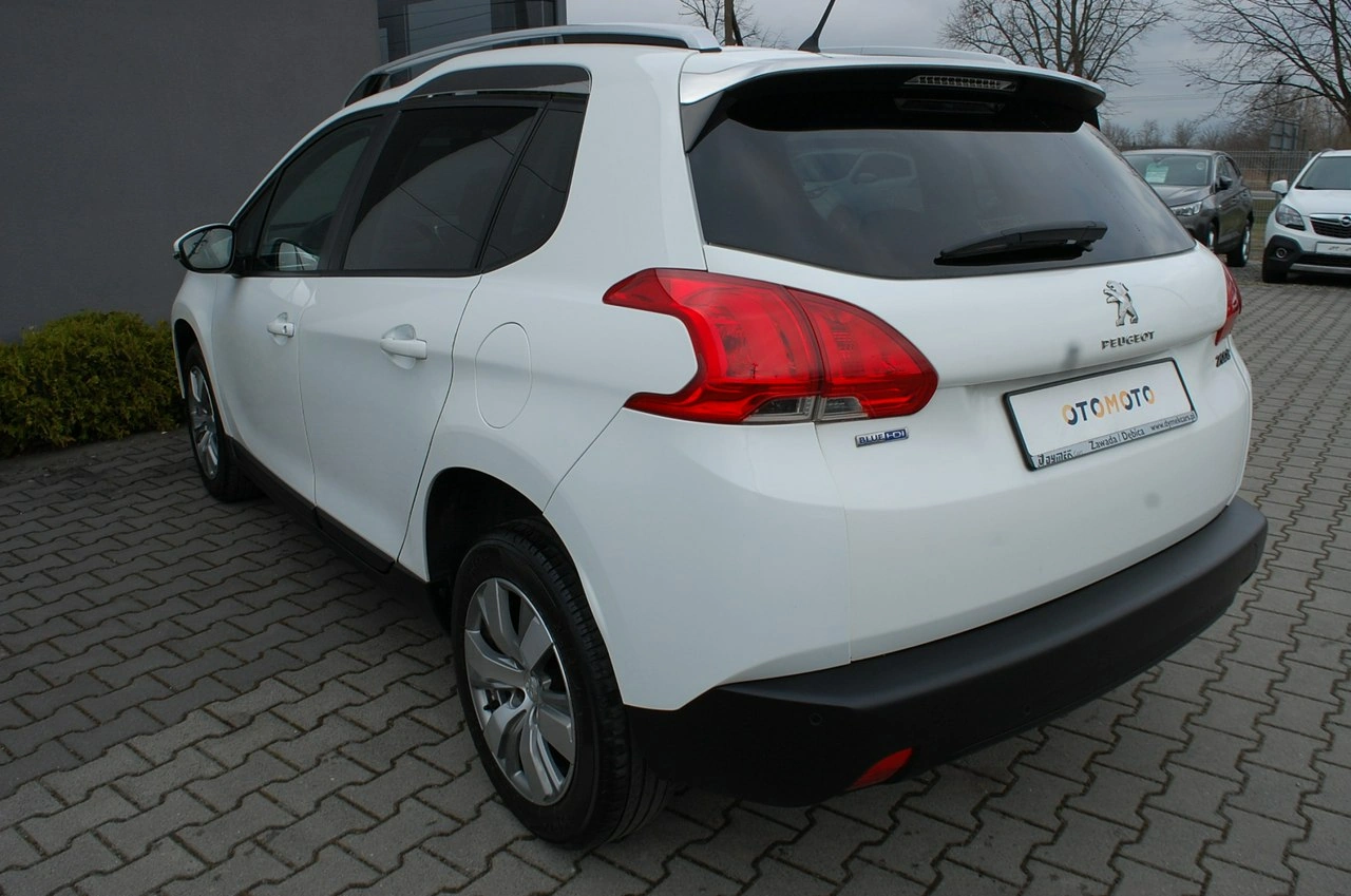 Peugeot 2008 - Zdjęcie 11