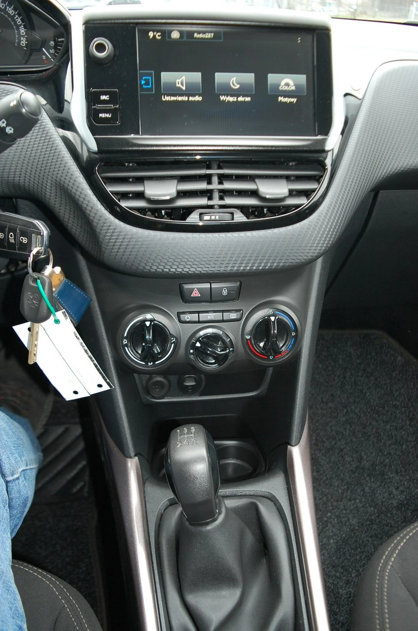 Peugeot 2008 - Zdjęcie 22