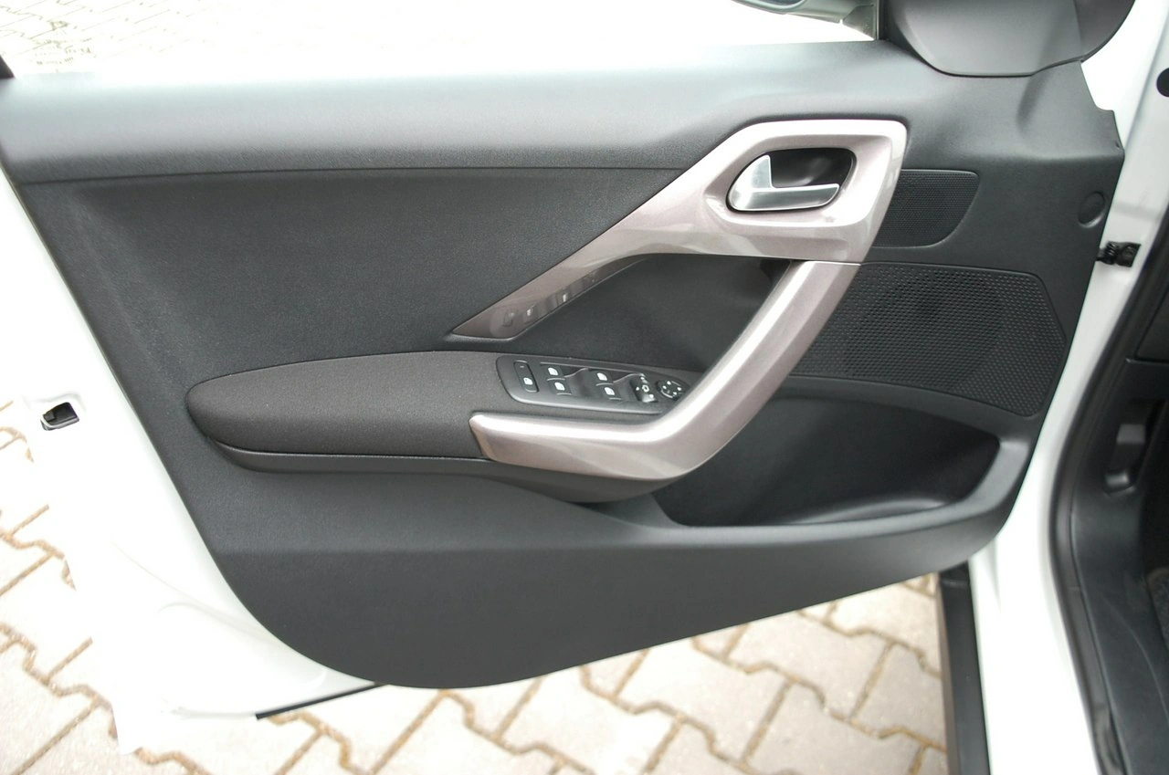 Peugeot 2008 - Zdjęcie 26