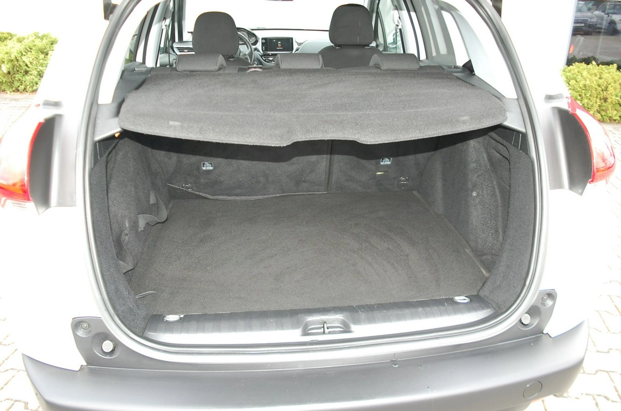 Peugeot 2008 - Zdjęcie 30