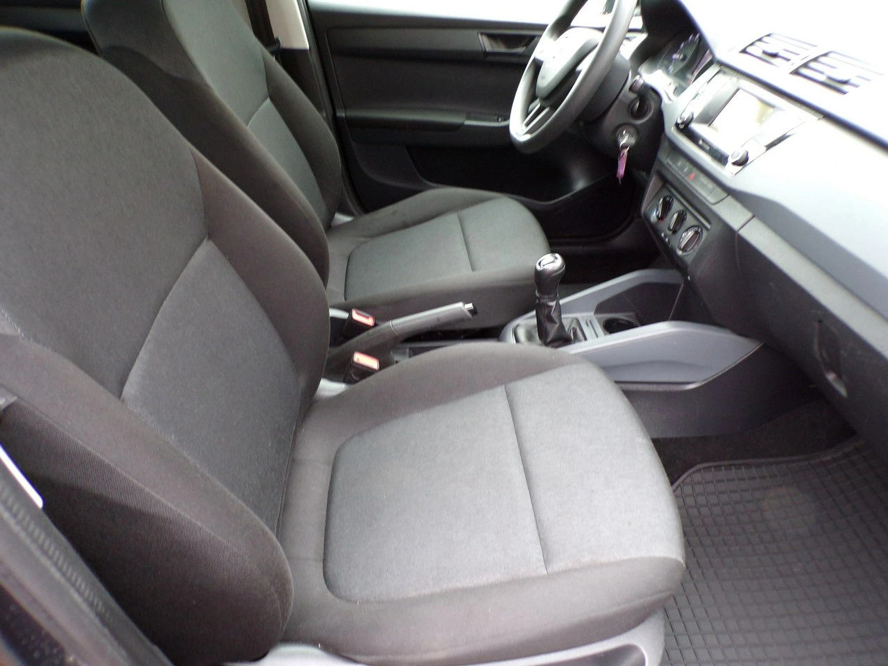 Skoda Fabia - Zdjęcie 21