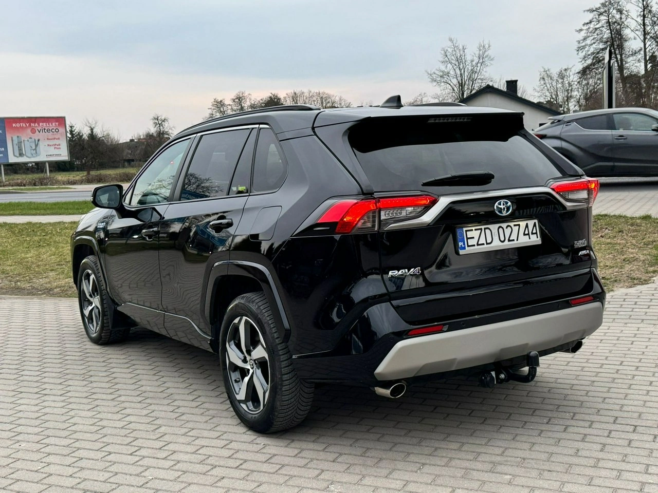 Toyota RAV-4 - Zdjęcie 10