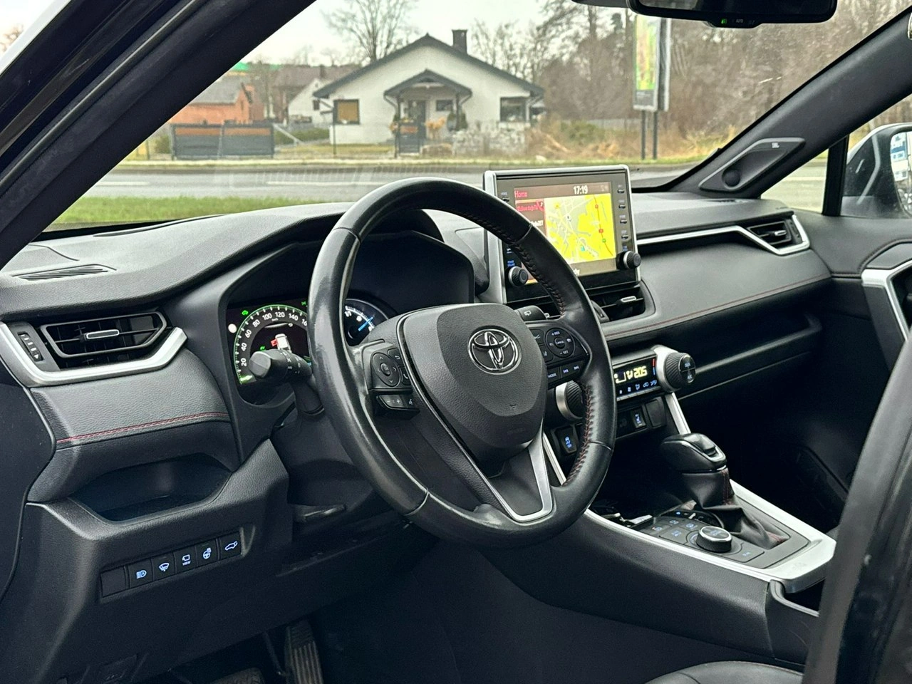 Toyota RAV-4 - Zdjęcie 17