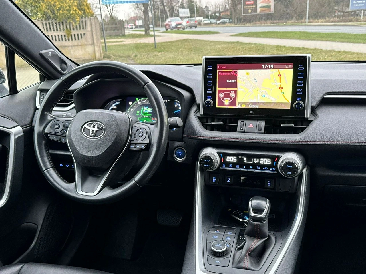 Toyota RAV-4 - Zdjęcie 18