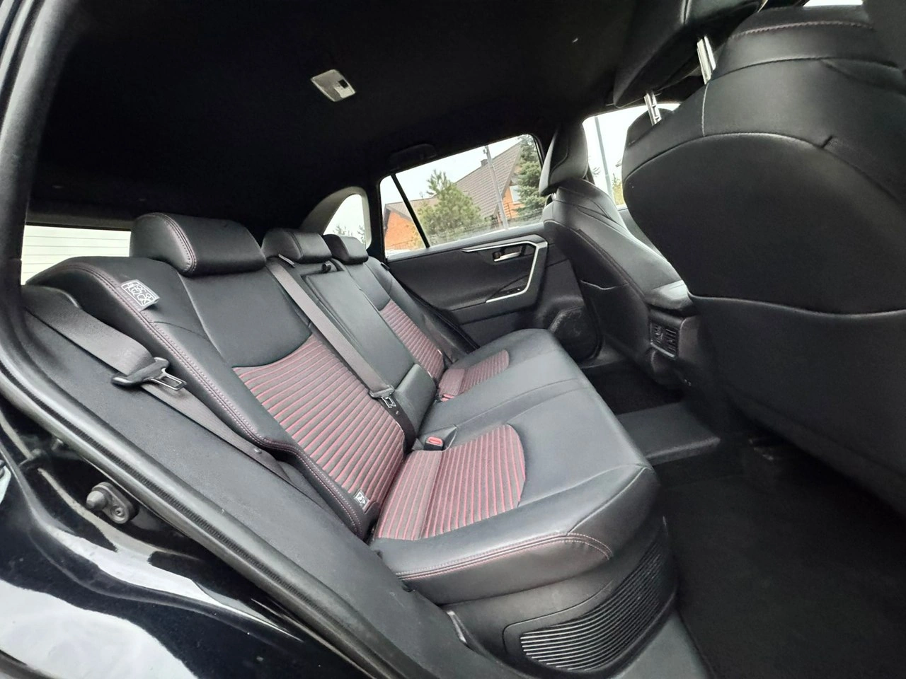 Toyota RAV-4 - Zdjęcie 24