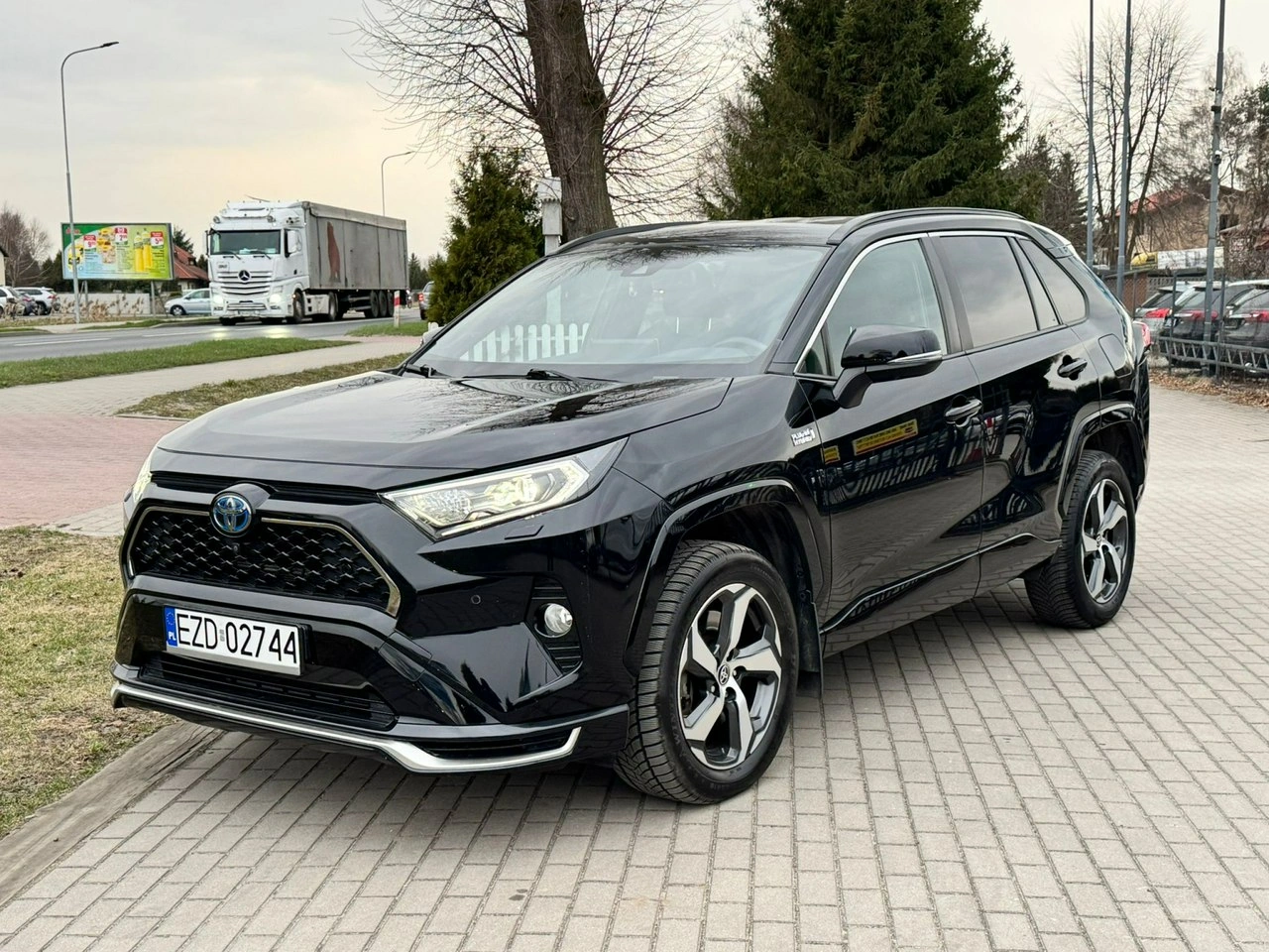 Toyota RAV-4 - Zdjęcie 8