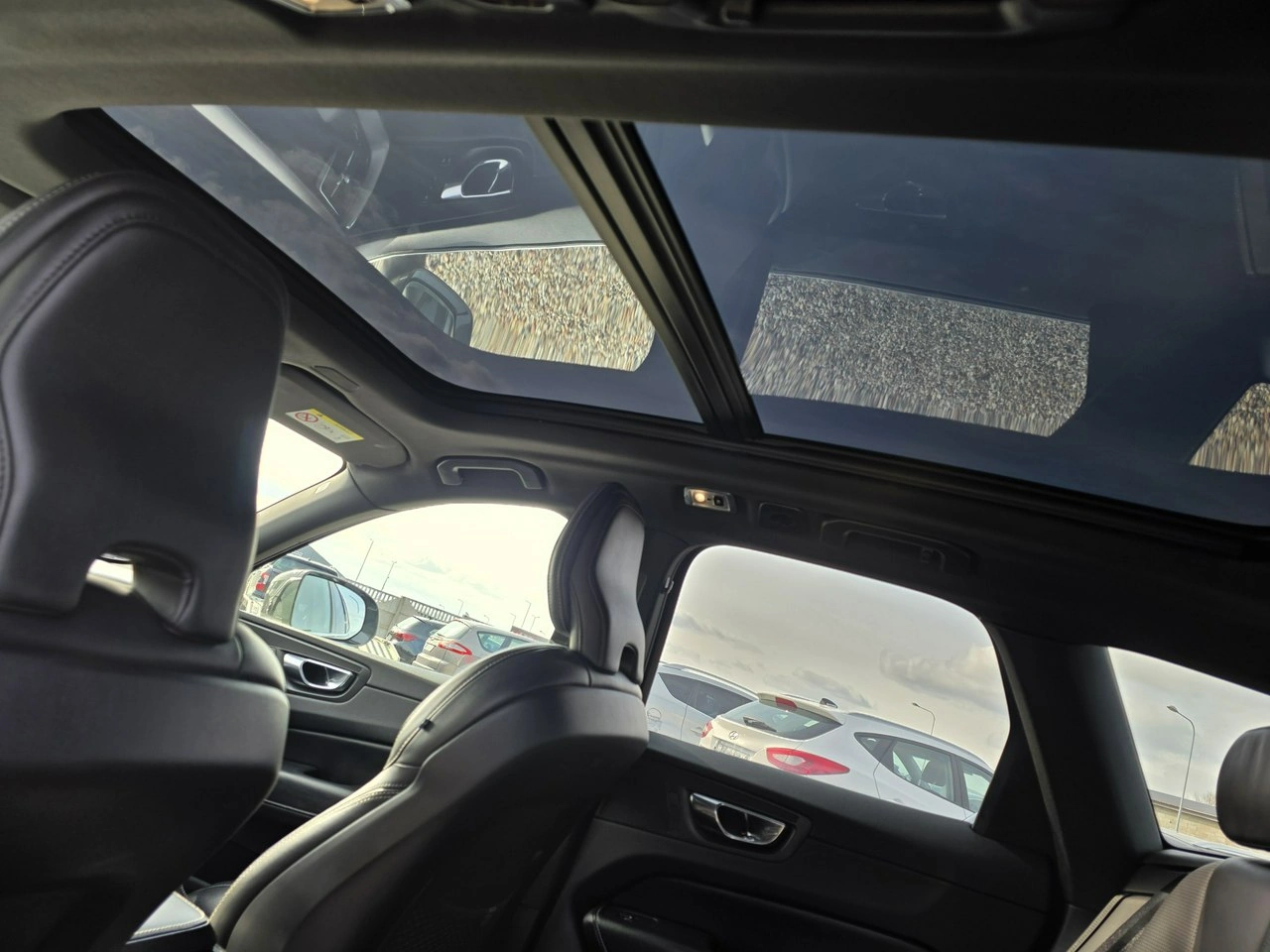 Volvo XC 60 - Zdjęcie 4