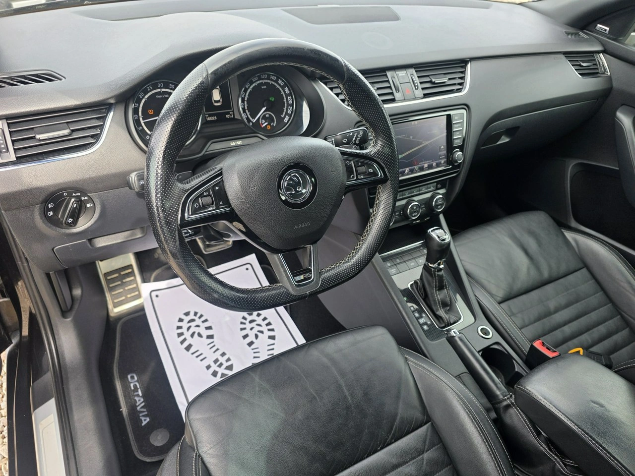 Skoda Octavia - Zdjęcie 16