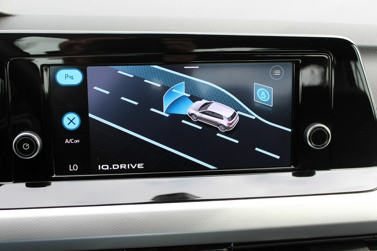 Volkswagen Golf - Zdjęcie 20