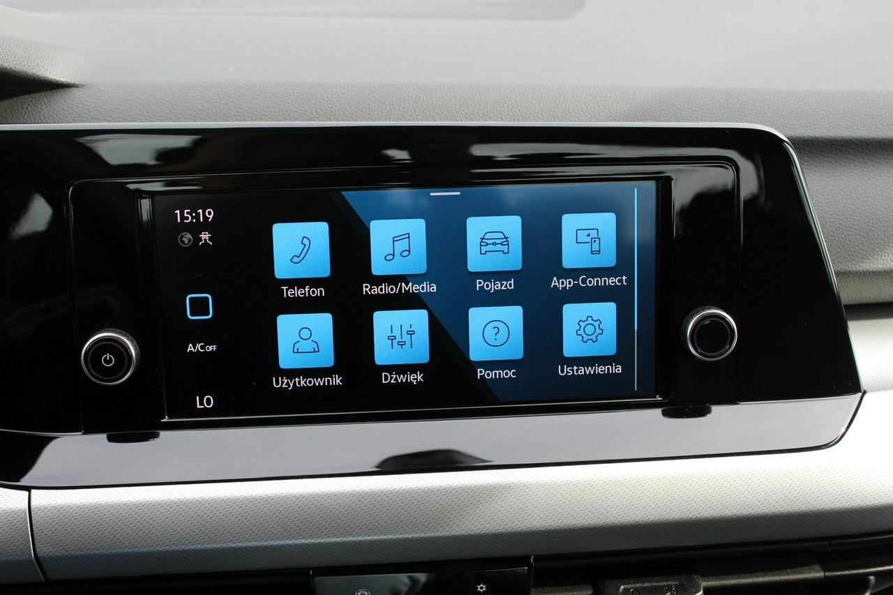 Volkswagen Golf - Zdjęcie 21