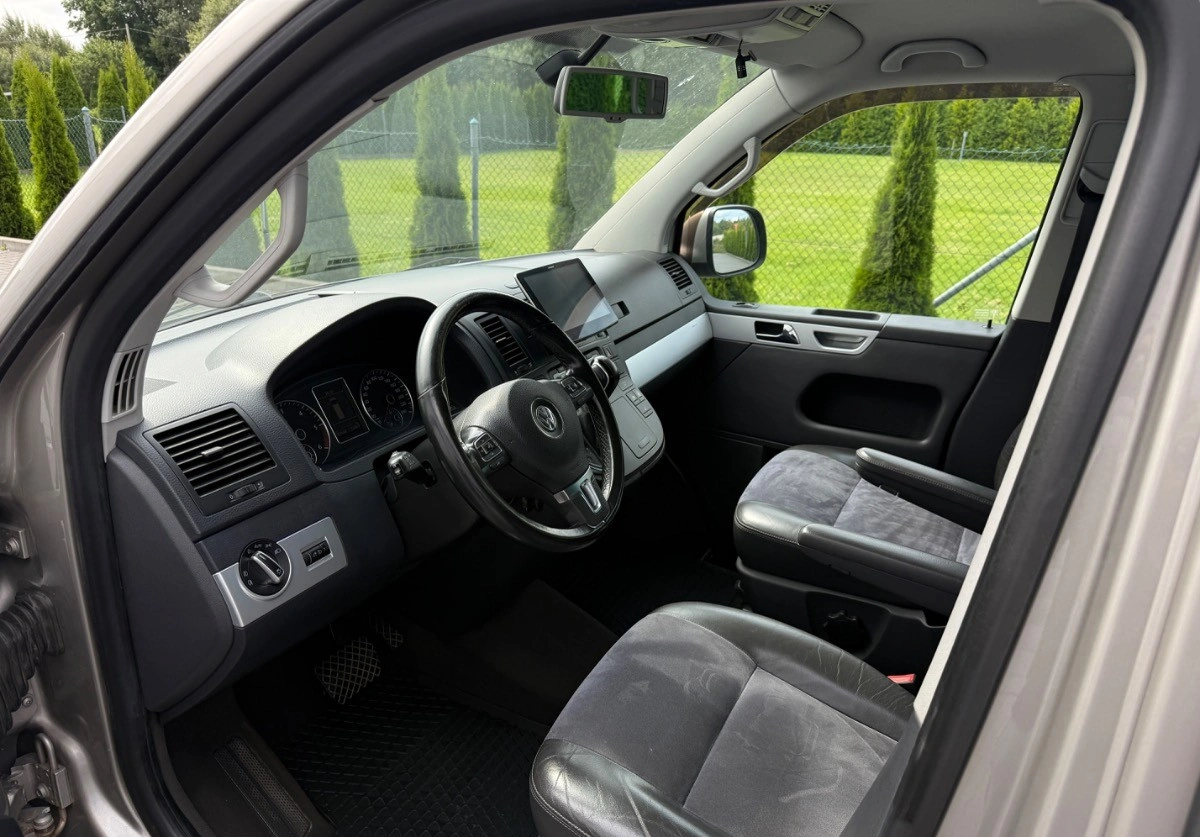 Volkswagen Multivan - Zdjęcie 14