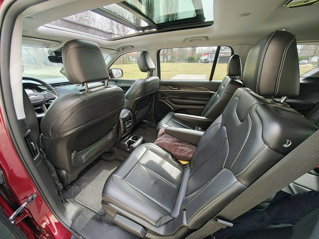 Jeep Grand Cherokee - Zdjęcie 13