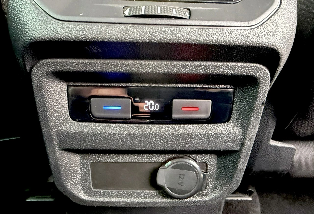 Volkswagen Tiguan - Zdjęcie 18