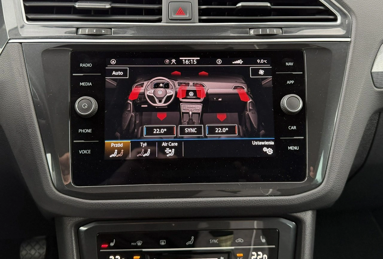 Volkswagen Tiguan - Zdjęcie 29