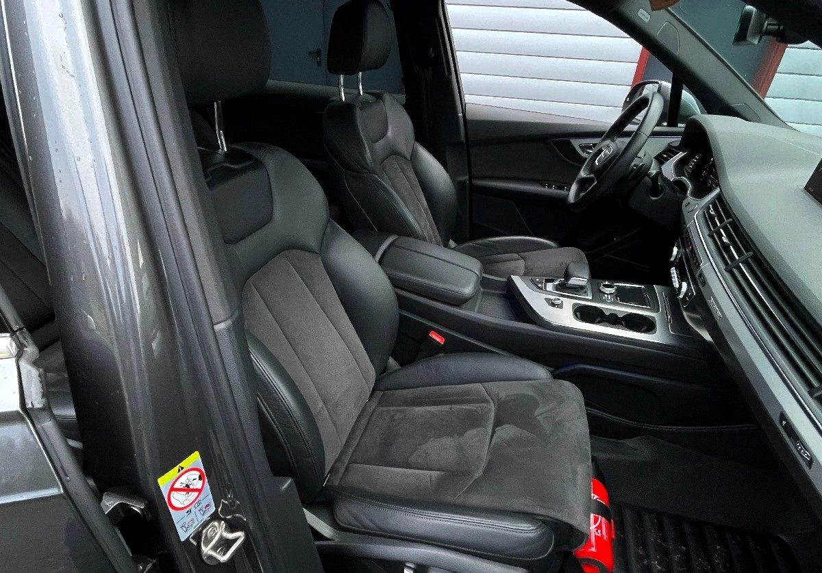 Audi Q7 - Zdjęcie 22