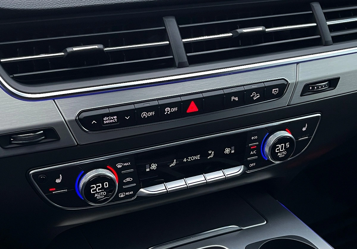 Audi Q7 - Zdjęcie 33