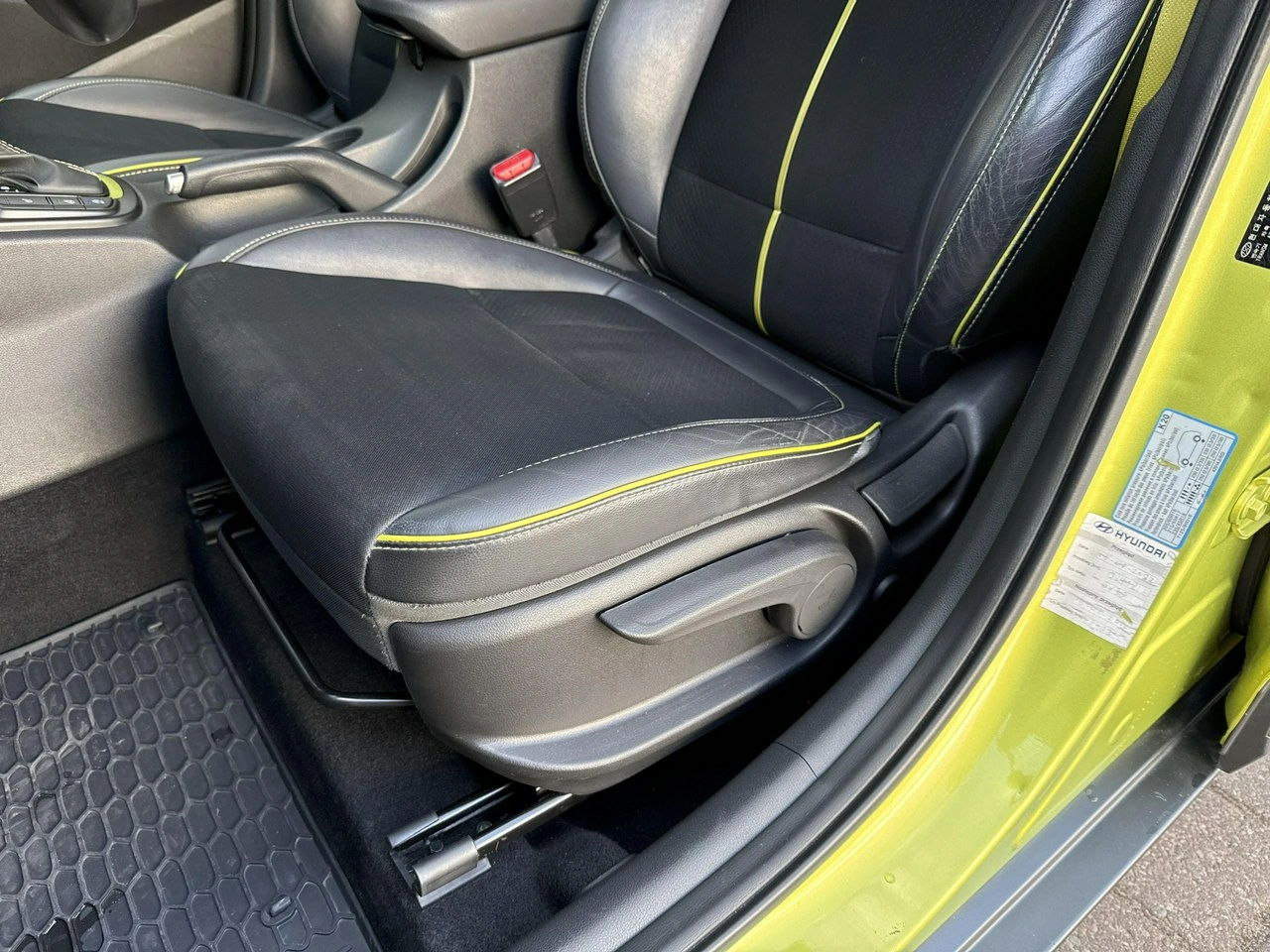 Hyundai Kona - Zdjęcie 24