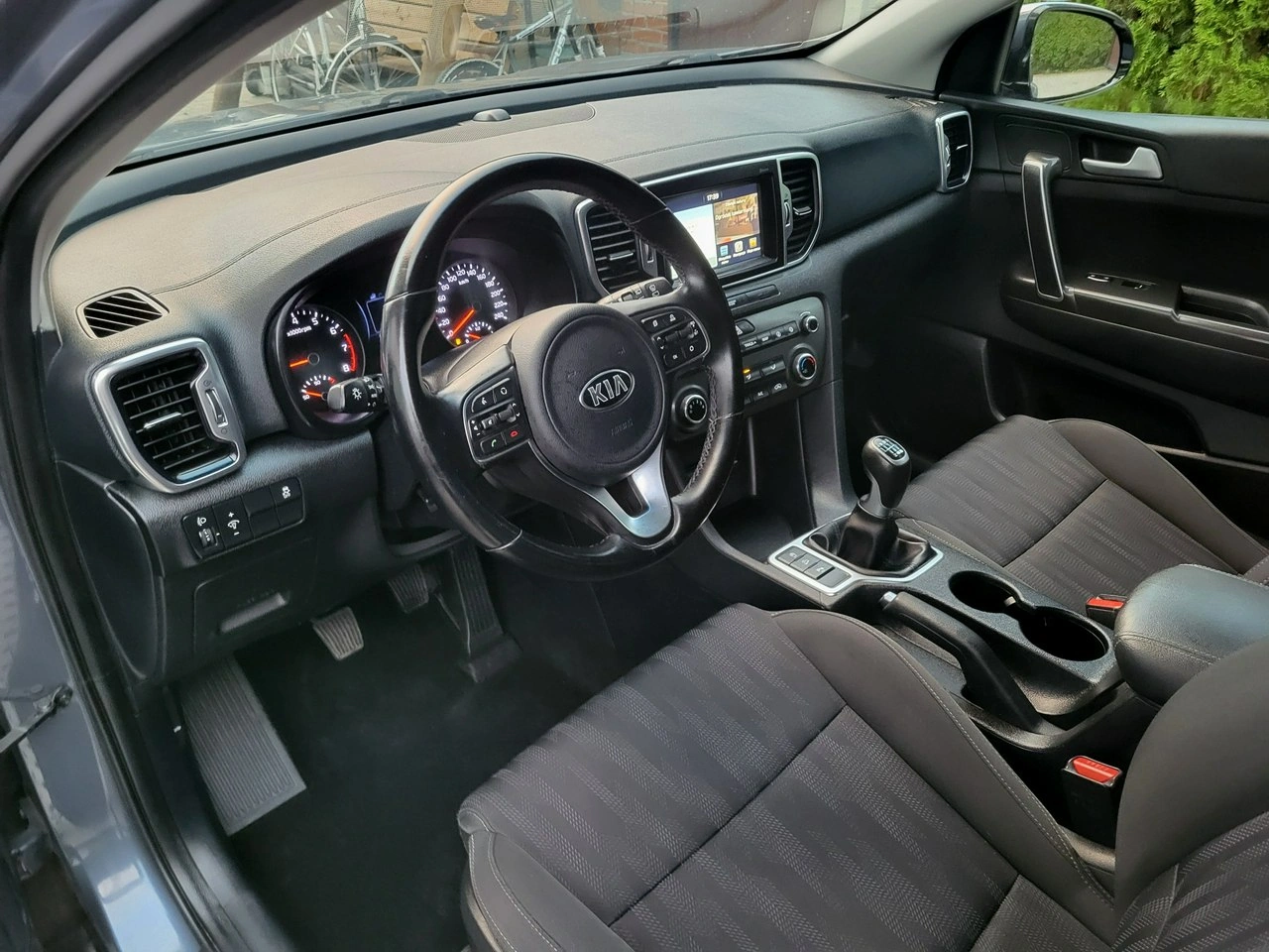 Kia Sportage - Zdjęcie 10