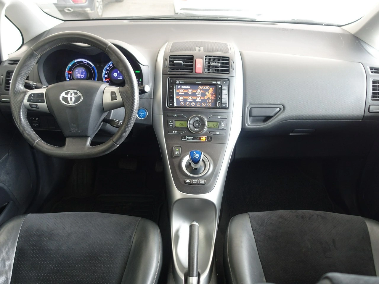 Toyota Auris - Zdjęcie 18