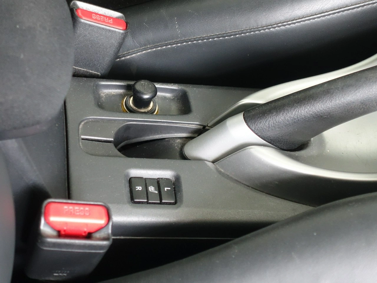 Toyota Auris - Zdjęcie 21